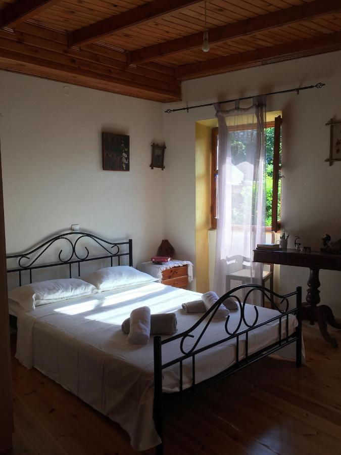 Country Traditional House In Corfu Village, Greece Sinarades Exterior photo